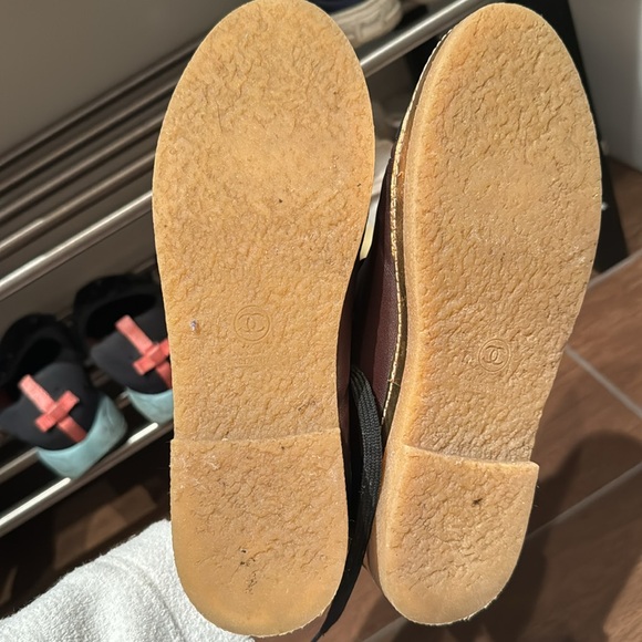 Chanel women logo shoes size37 - Picture 2 of 4